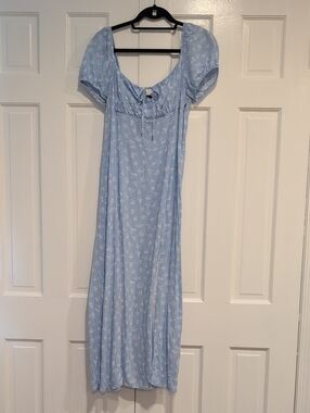 Light Blue Floral Puff-Sleeve Maxi Dress